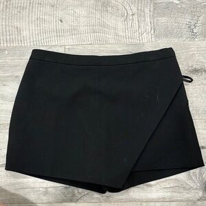 Aritzia Babaton Skort